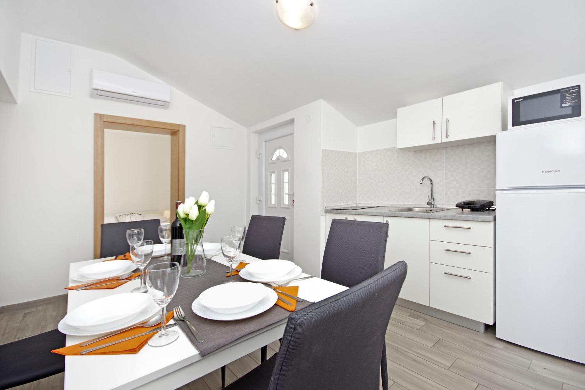 Apartments Frado Novalja Extérieur photo