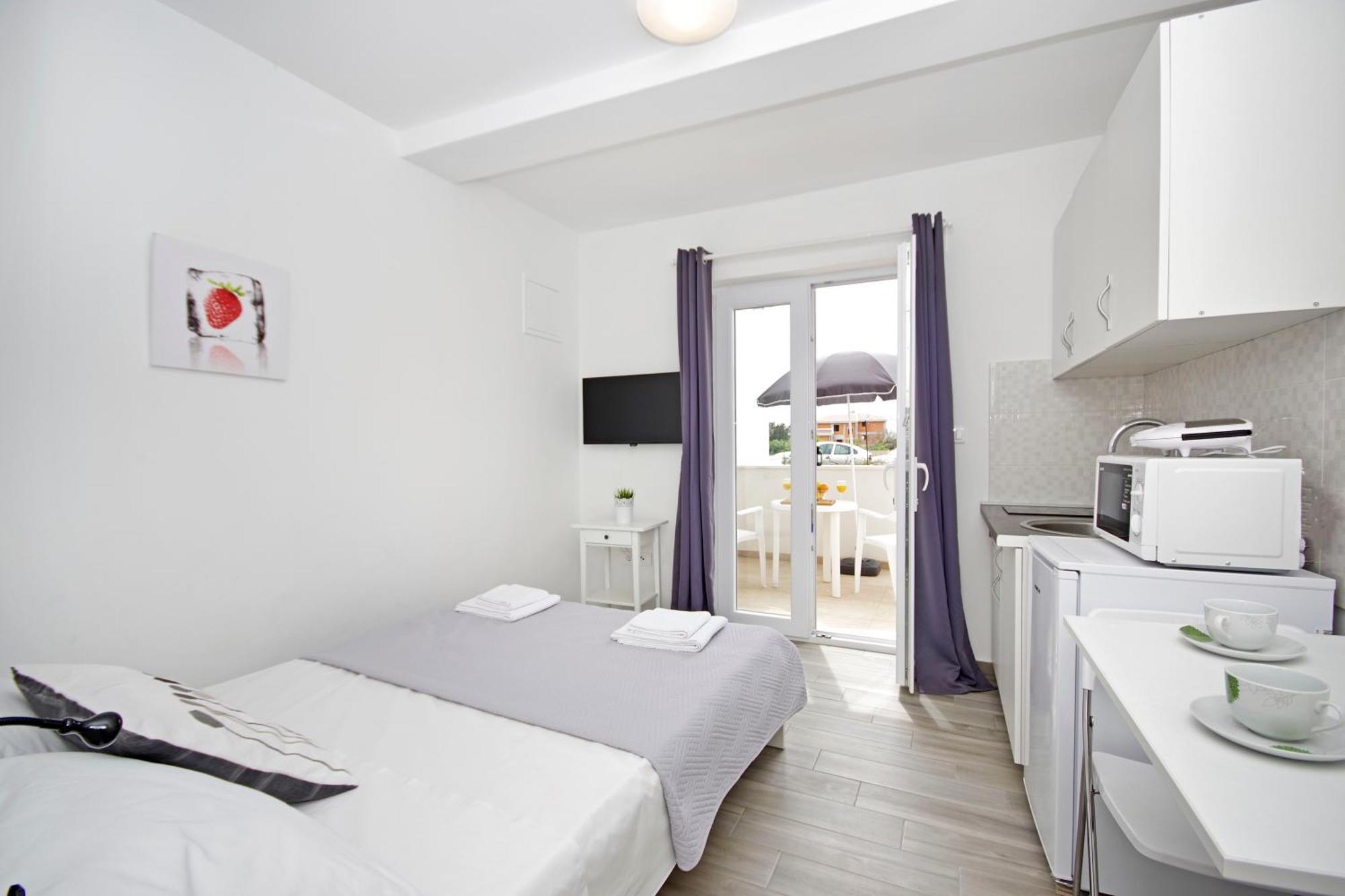 Apartments Frado Novalja Extérieur photo