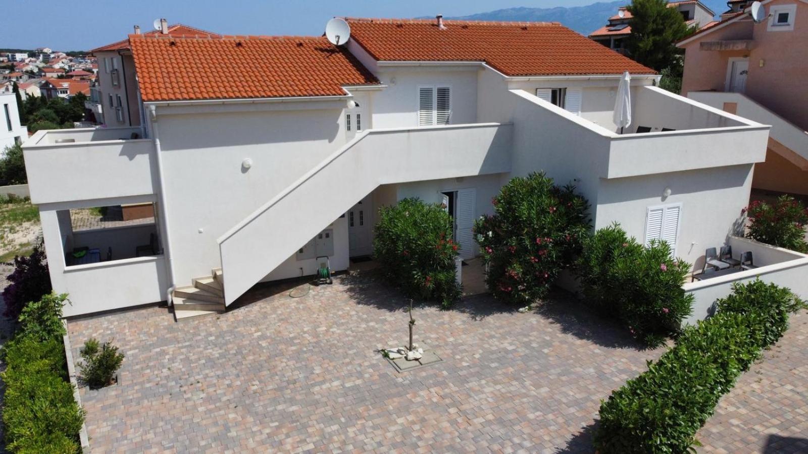 Apartments Frado Novalja Extérieur photo
