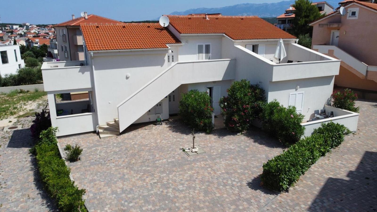 Apartments Frado Novalja Extérieur photo